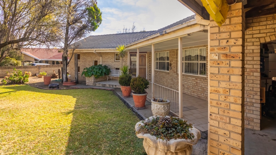 4 Bedroom Property for Sale in Panorama Free State